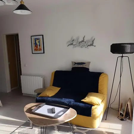 Appartamento T2 A 300m Du Marche - Balcon, Cuisine Equipee, Confort, Ideal Vacances. - Fr-1-494-183